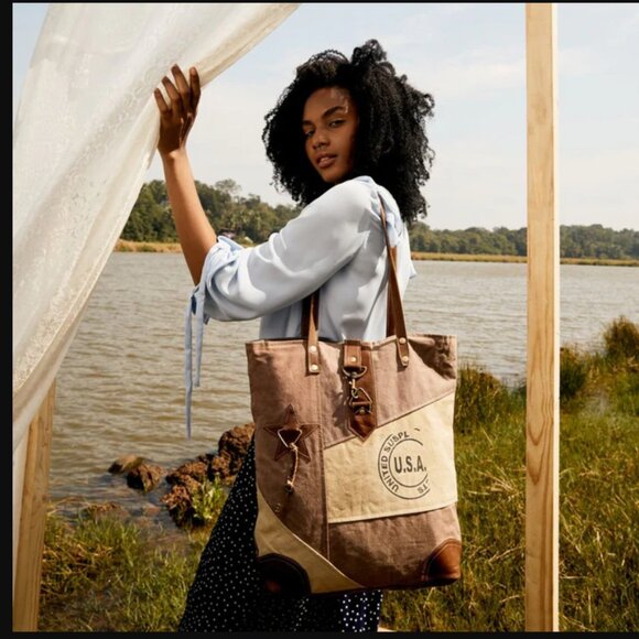 Myra Bag Undulate Tote Bag - Picture 5 of 16